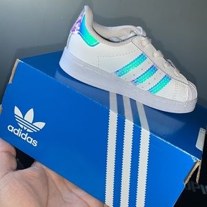 Adidas shoes for girl